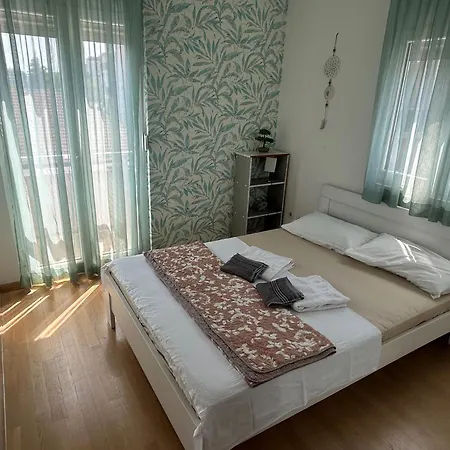 Ana'S 2 Bedrooms Lovely Flat Podgorica Exterior photo